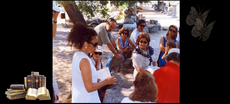 Η Σαβίνα στο στάδιο της Αρχαίας Ολυμπίας, διαβάζει ποιήματα από το βιβλίο της “Ο Άρχων στην
Κρύπτη” - Savina in the Ancient Olympia Stadium, reading poems from her book The Archon in the Crypt
